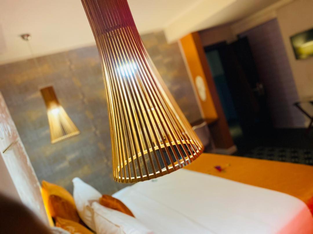 Boun'S Hotel ยาอุนเด ภายนอก รูปภาพ